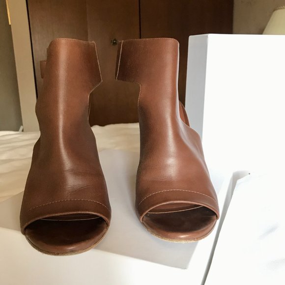 Addie Leather Open Toe Sandals In Saddle - Picture 5 of 13